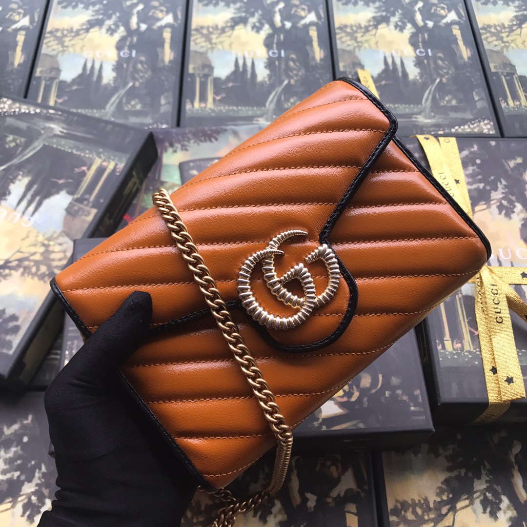 573807 Gucci GG Marmont matelassé mini bag