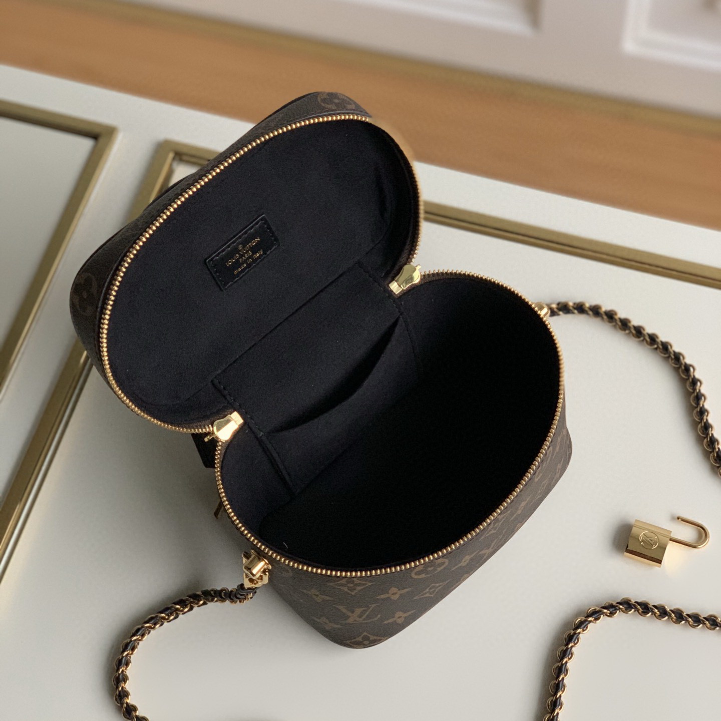 M45165 VANITY PM, LOUIS VUITTON LV Top Handles