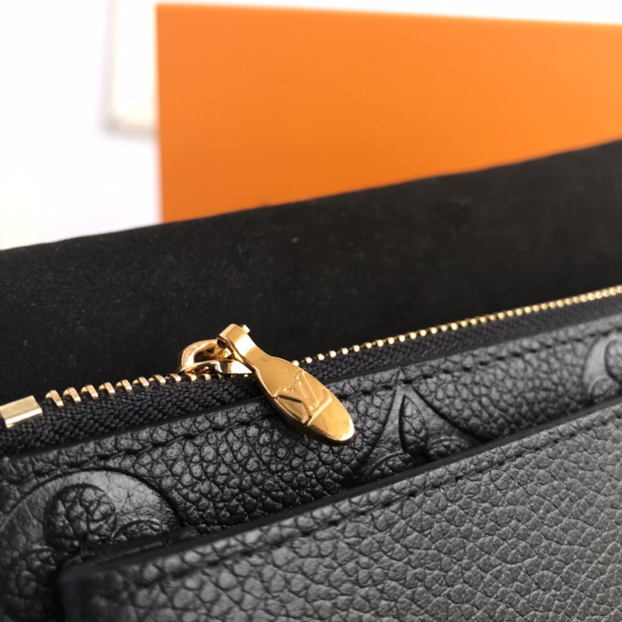 M67839 VAVIN CHAIN WALLET, Louis Vuitton LV WOMEN - Small Leather Goods - All Collections