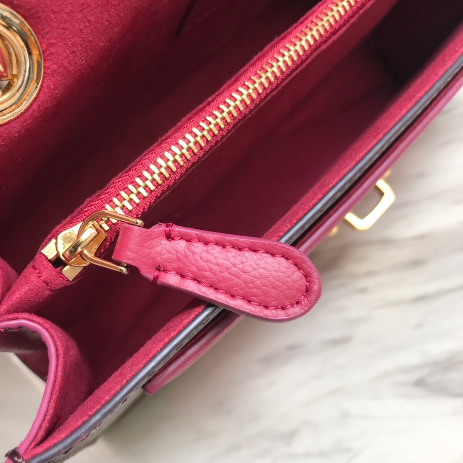 M41732, VICTOIRE Monogram Canvas Shoulder Bag, LOUIS VUITTON LV