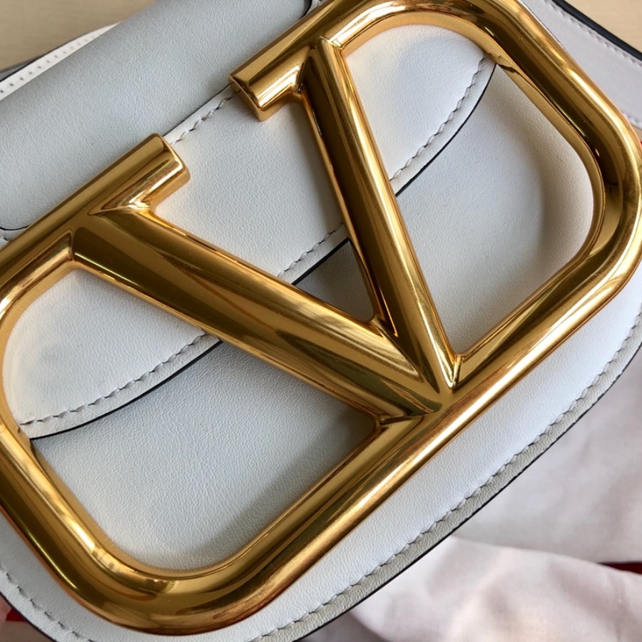 SMALL SUPERVEE CALFSKIN CROSSBODY BAG, VALENTINO GARAVANI