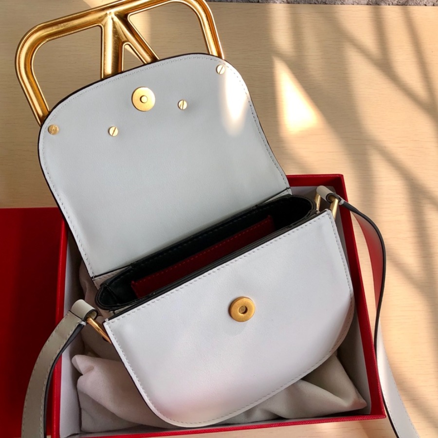 SMALL SUPERVEE CALFSKIN CROSSBODY BAG, VALENTINO GARAVANI