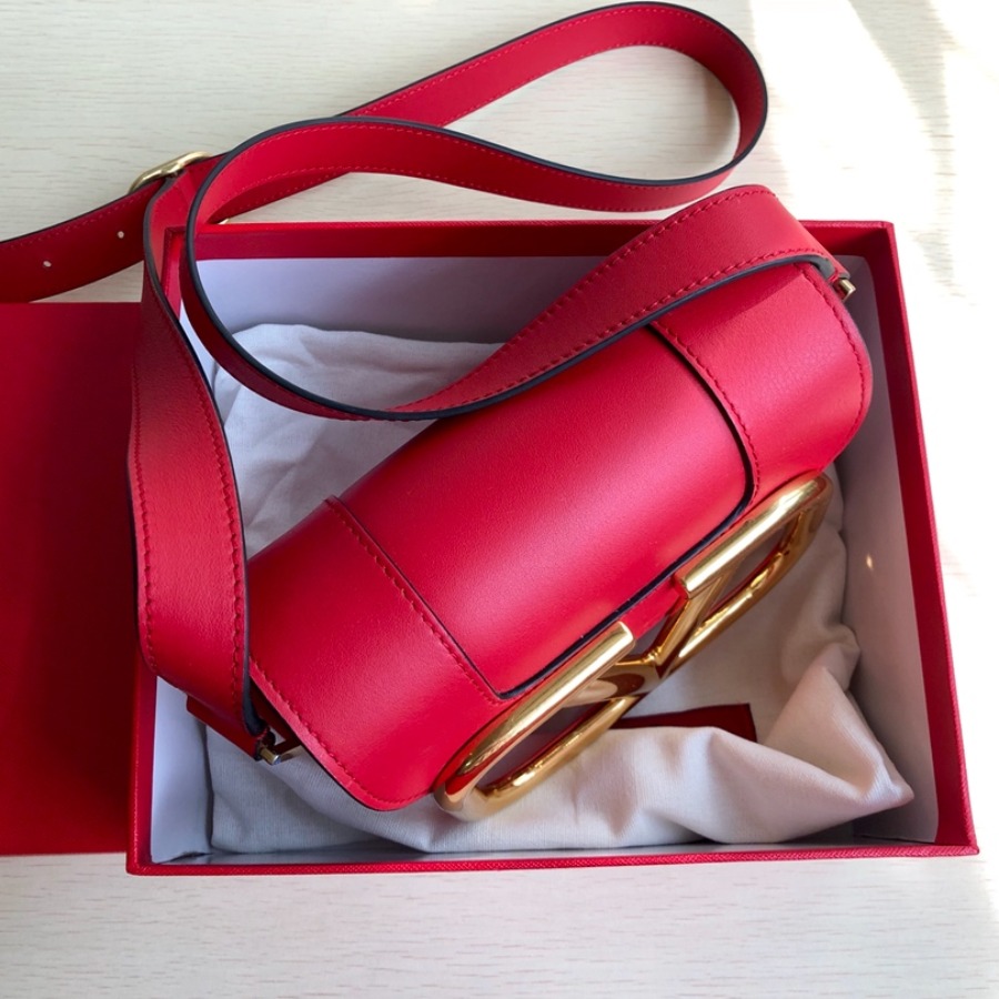 SMALL SUPERVEE CALFSKIN CROSSBODY BAG, VALENTINO GARAVANI