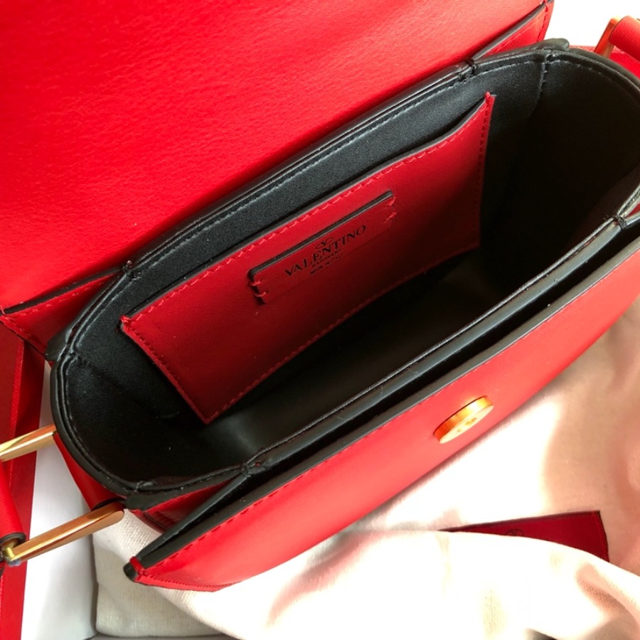 SMALL SUPERVEE CALFSKIN CROSSBODY BAG, VALENTINO GARAVANI
