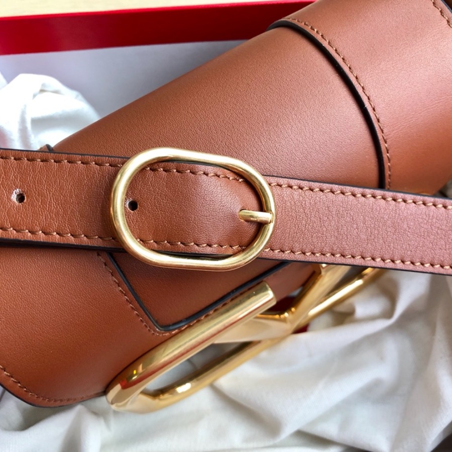 SMALL SUPERVEE CALFSKIN CROSSBODY BAG, VALENTINO GARAVANI