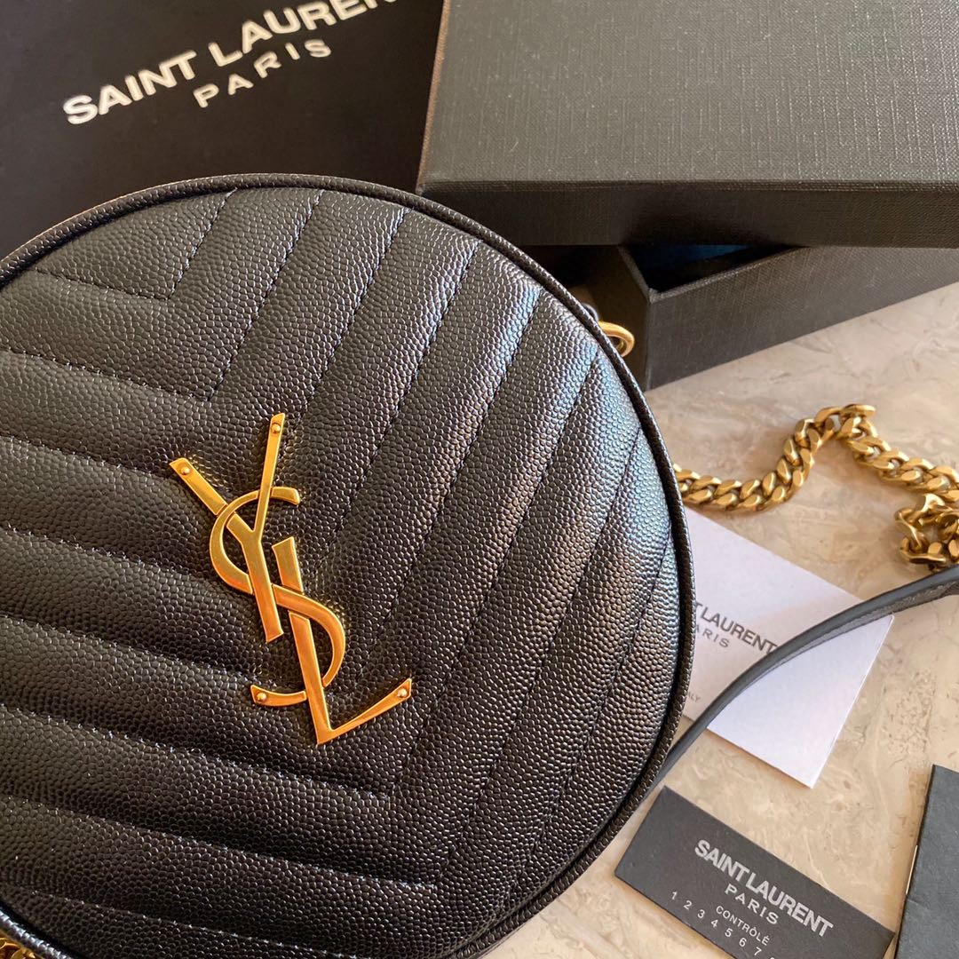 610436 VINYLE ROUND CAMERA BAG IN CHEVRON-QUILTED GRAIN DE POUDRE EMBOSSED LEATHER, Yves Saint Laurent YSL