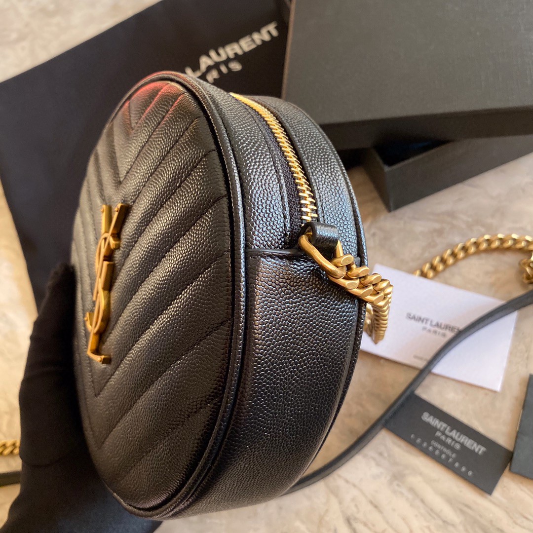 610436 VINYLE ROUND CAMERA BAG IN CHEVRON-QUILTED GRAIN DE POUDRE EMBOSSED LEATHER, Yves Saint Laurent YSL