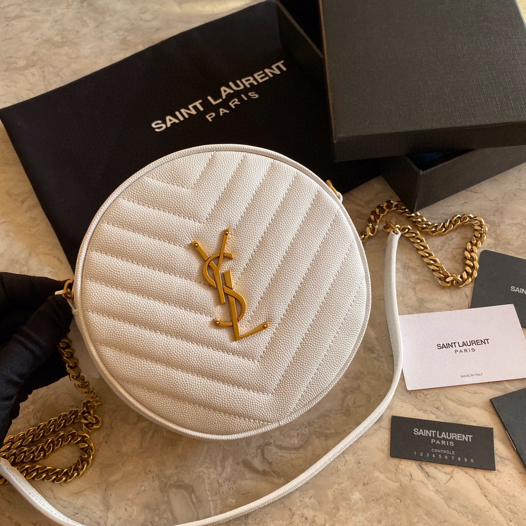 610436 VINYLE ROUND CAMERA BAG IN CHEVRON-QUILTED GRAIN DE POUDRE EMBOSSED LEATHER, Yves Saint Laurent YSL