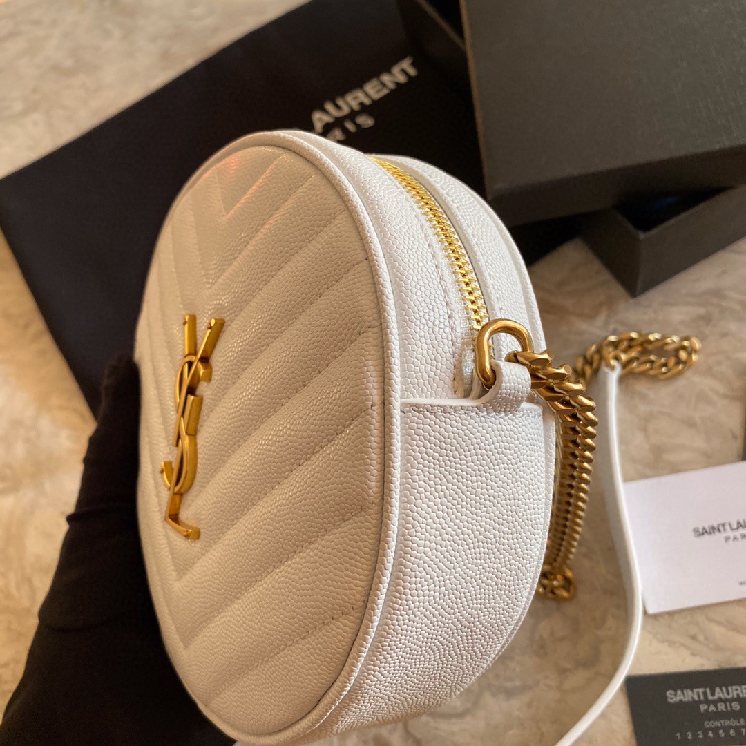610436 VINYLE ROUND CAMERA BAG IN CHEVRON-QUILTED GRAIN DE POUDRE EMBOSSED LEATHER, Yves Saint Laurent YSL
