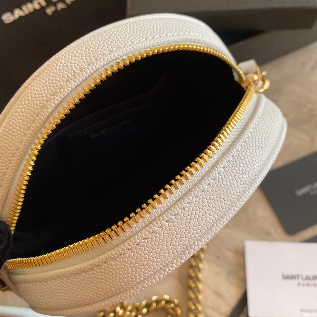 610436 VINYLE ROUND CAMERA BAG IN CHEVRON-QUILTED GRAIN DE POUDRE EMBOSSED LEATHER, Yves Saint Laurent YSL