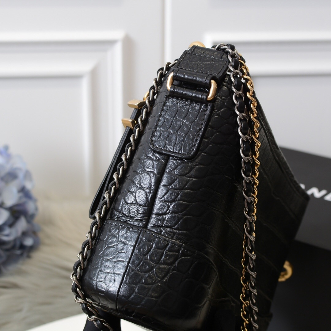 AS0865, chanel's gabrielle small hobo bag