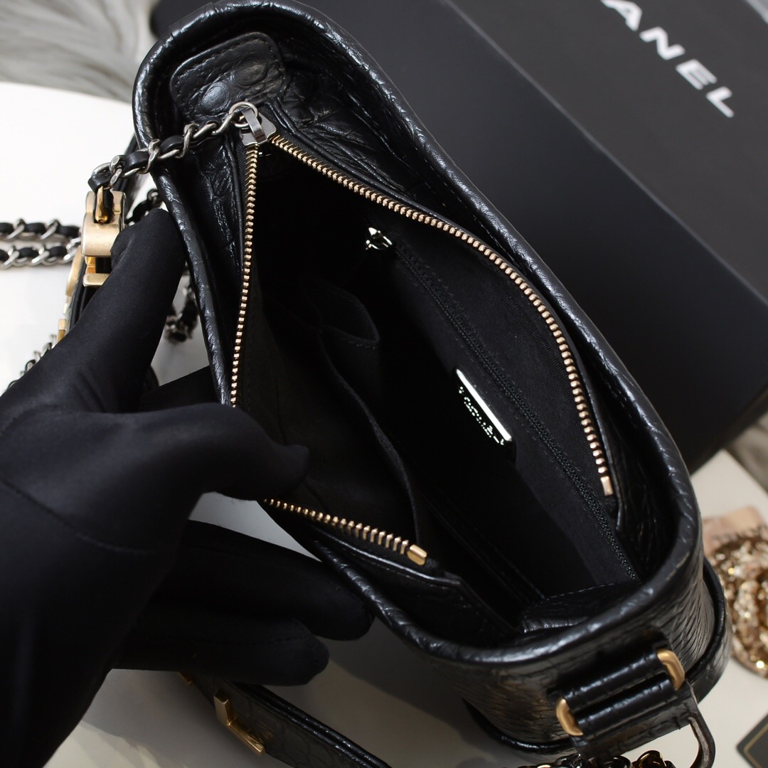 AS0865, chanel's gabrielle small hobo bag