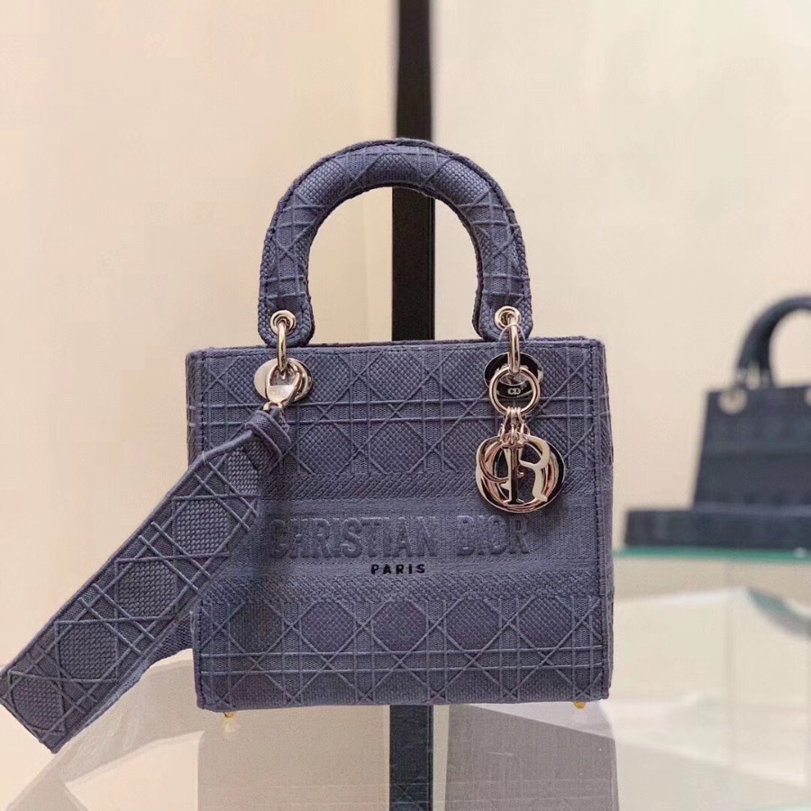 MEDIUM GRAY STONE LADY D-LITE EMBROIDERED CANNAGE BAG, M0565 DIOR