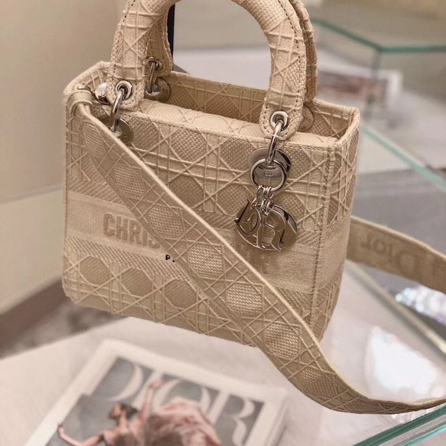 MEDIUM GRAY STONE LADY D-LITE EMBROIDERED CANNAGE BAG, M0565 DIOR