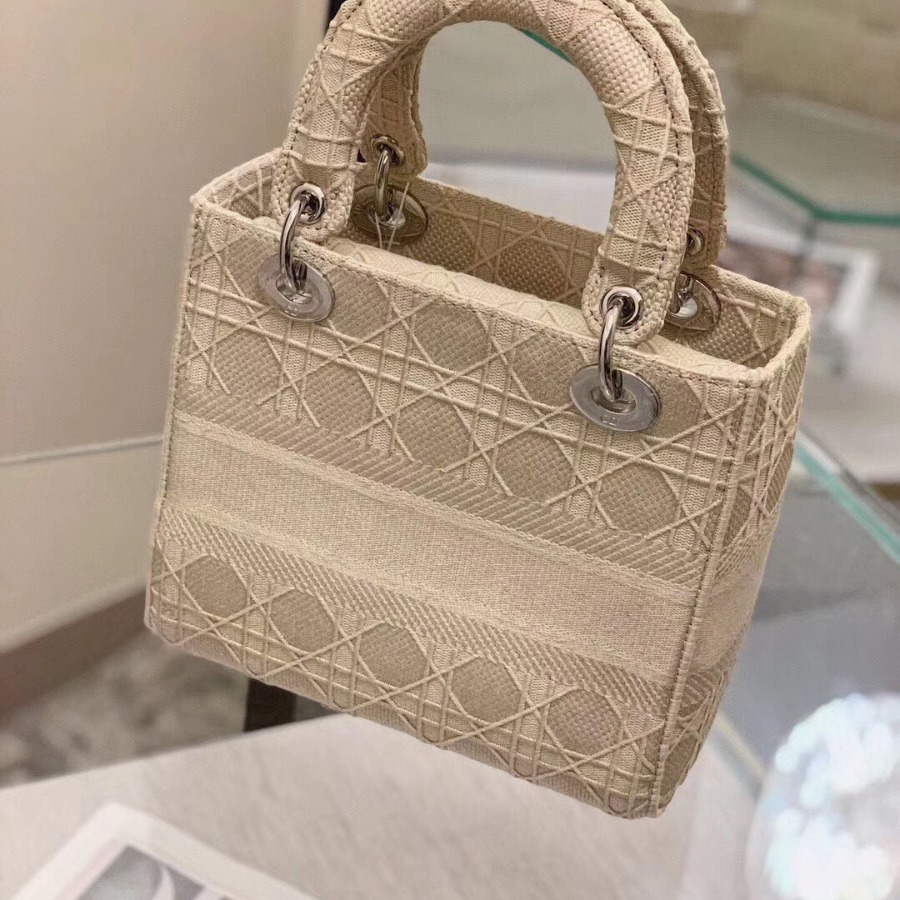 MEDIUM GRAY STONE LADY D-LITE EMBROIDERED CANNAGE BAG, M0565 DIOR