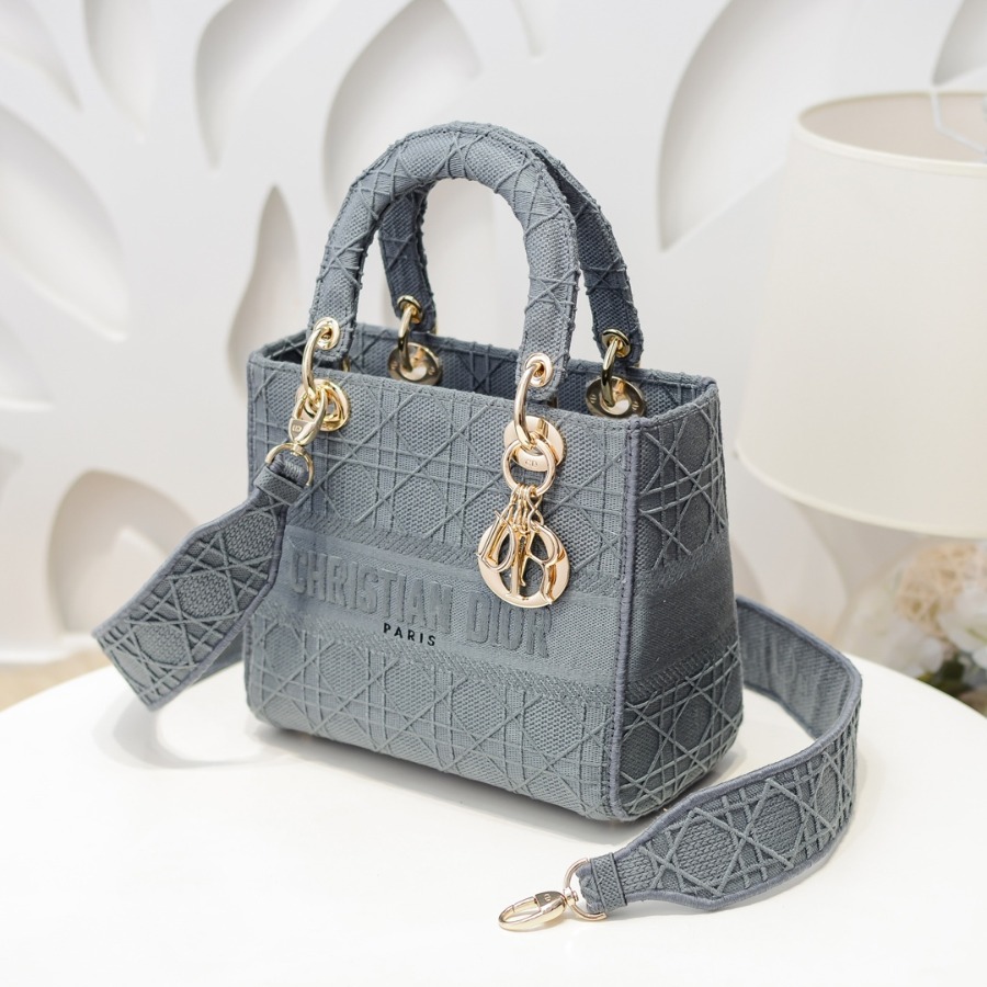 MEDIUM GRAY STONE LADY D-LITE EMBROIDERED CANNAGE BAG, M0565 DIOR
