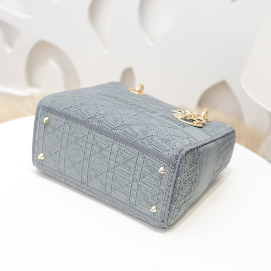 MEDIUM GRAY STONE LADY D-LITE EMBROIDERED CANNAGE BAG, M0565 DIOR