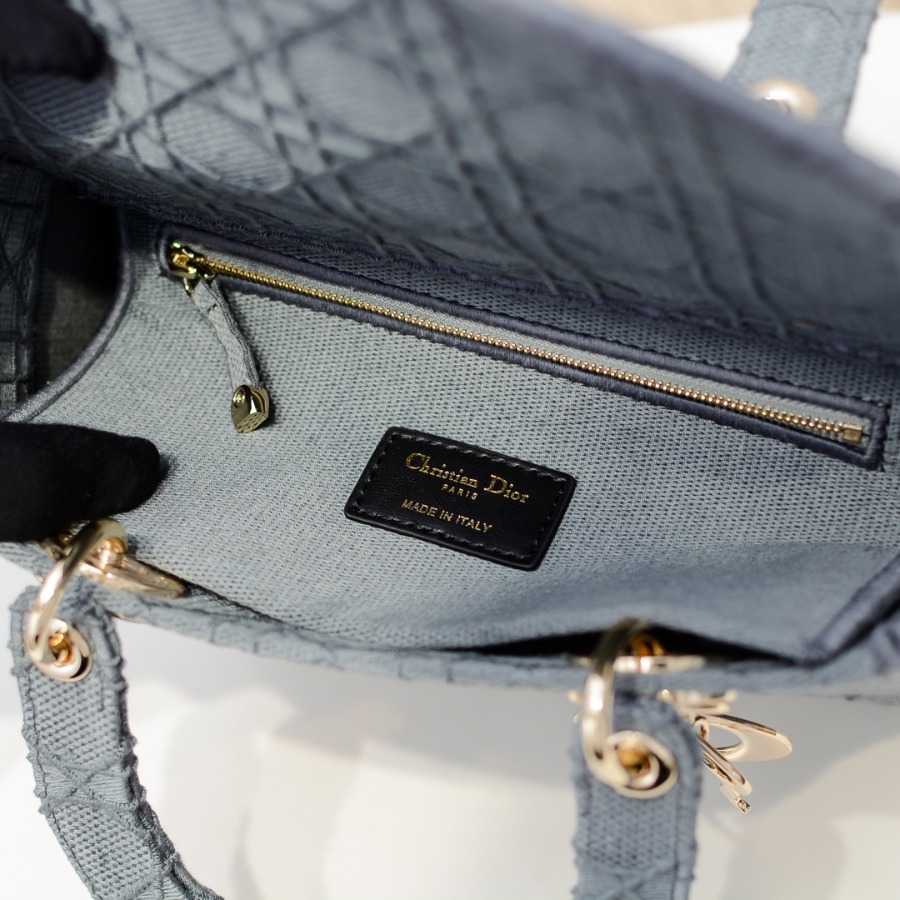 MEDIUM GRAY STONE LADY D-LITE EMBROIDERED CANNAGE BAG, M0565 DIOR