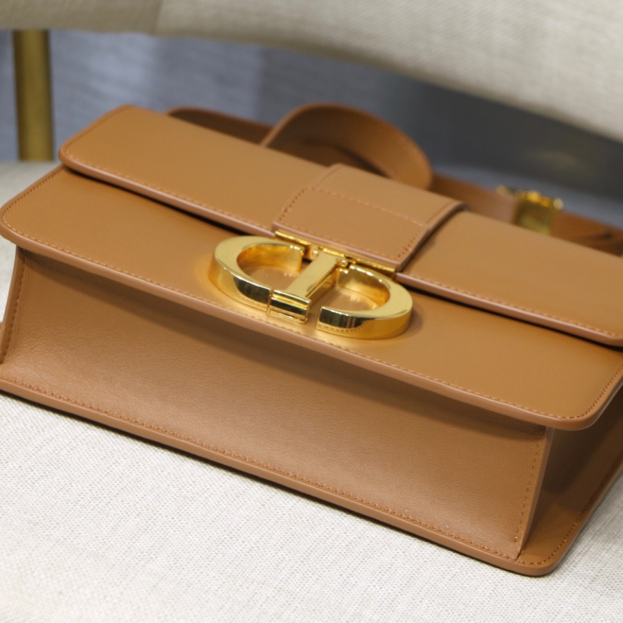  M9203, 30 MONTAIGNE CALFSKIN BAG, DIOR HANDBAG
