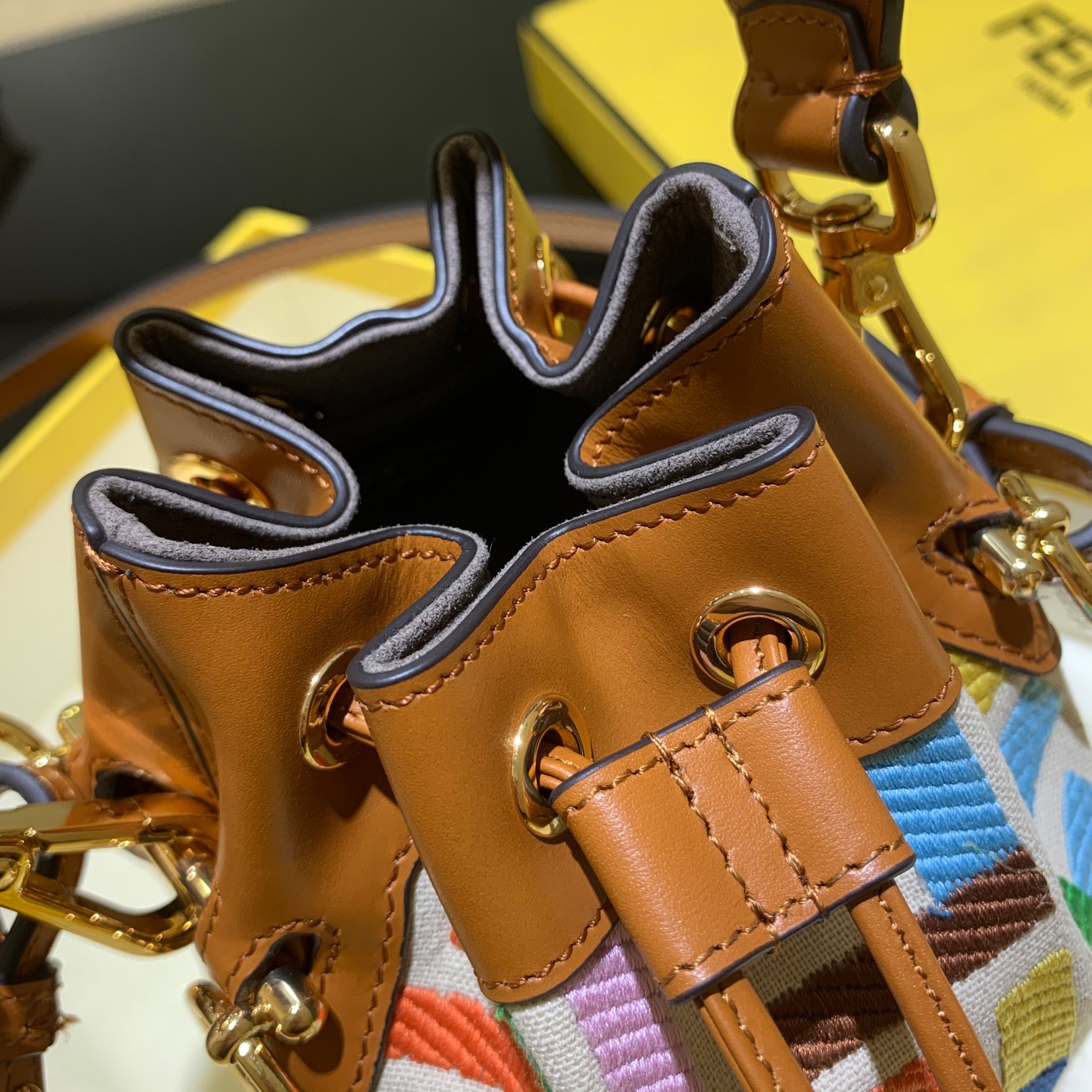 MON TRESOR, Fendi Mini bag in beige canvas