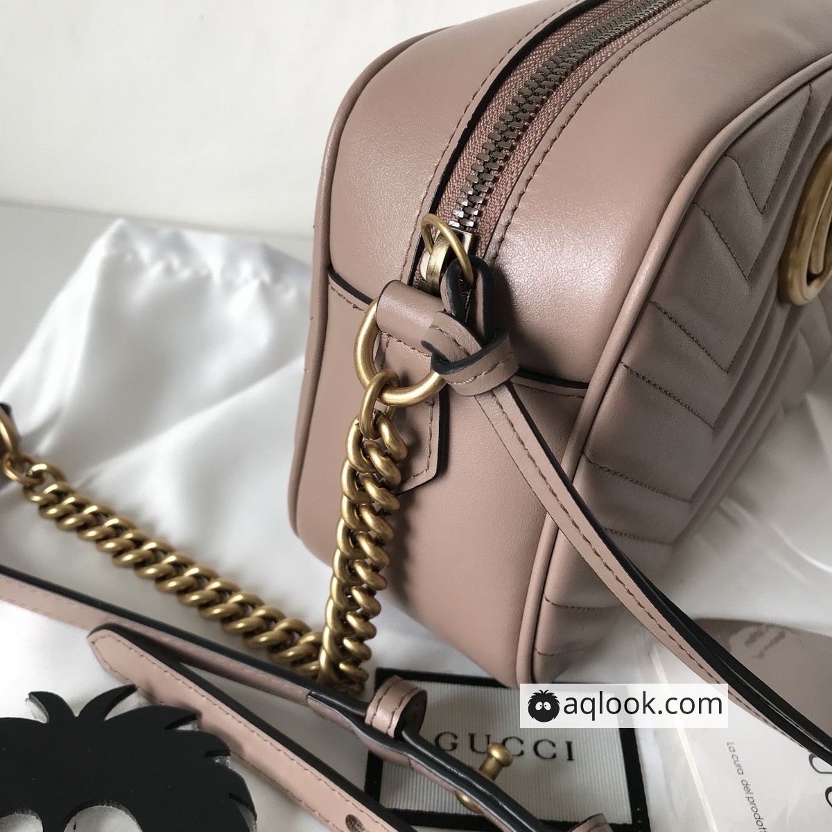 447632 GG Marmont matelassé shoulder bag, Gucci Handbag