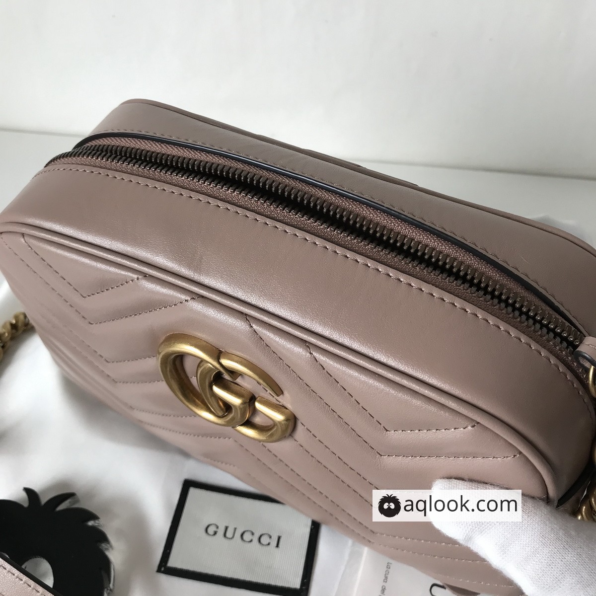 447632 GG Marmont matelassé shoulder bag, Gucci Handbag