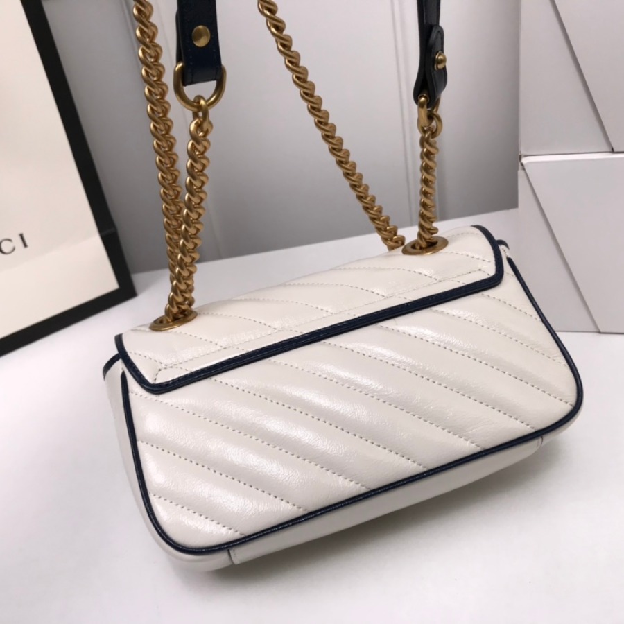 446744 GUCCI GG Marmont matelassé mini bag