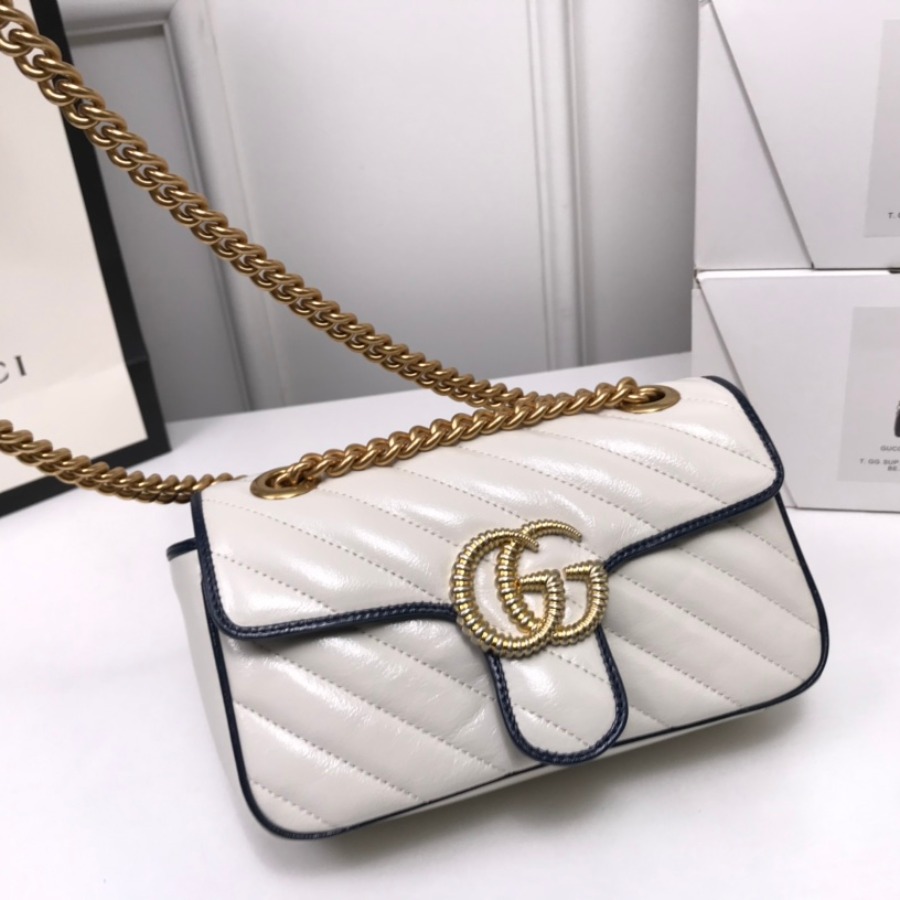 446744 GUCCI GG Marmont matelassé mini bag