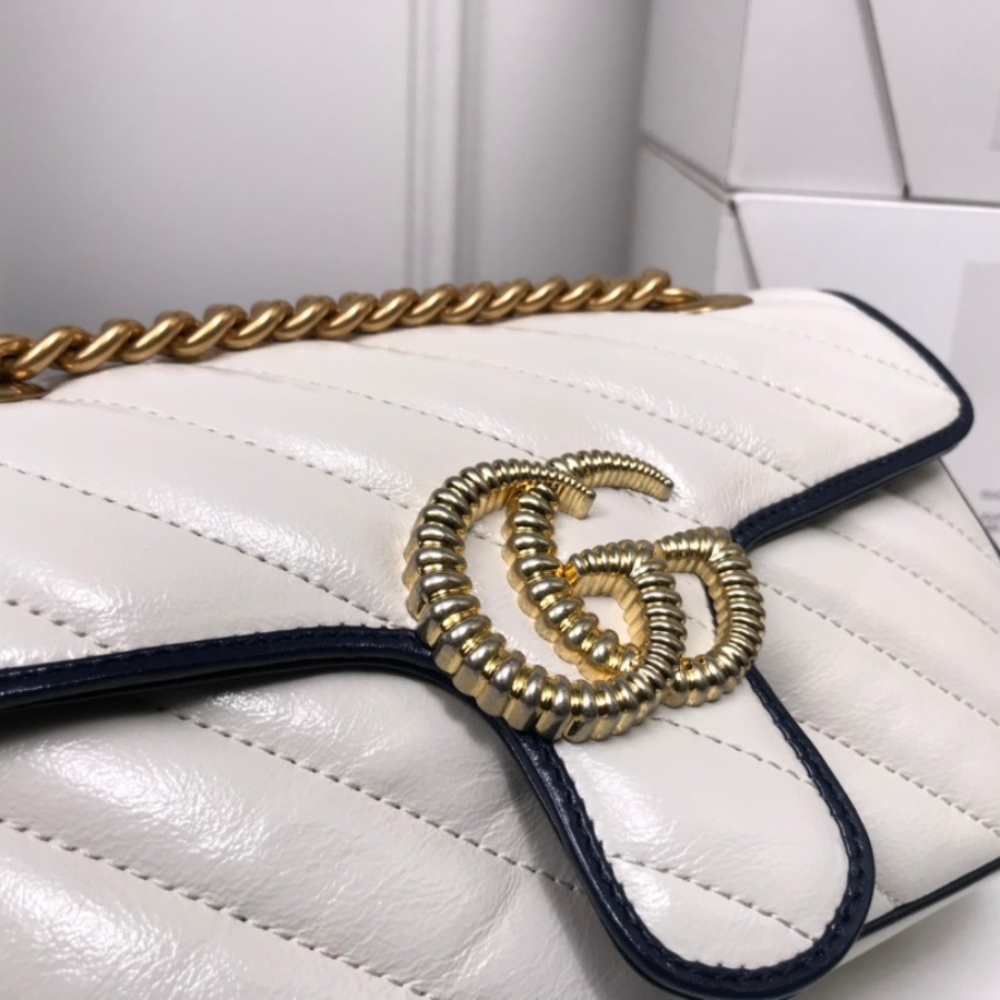 446744 GUCCI GG Marmont matelassé mini bag