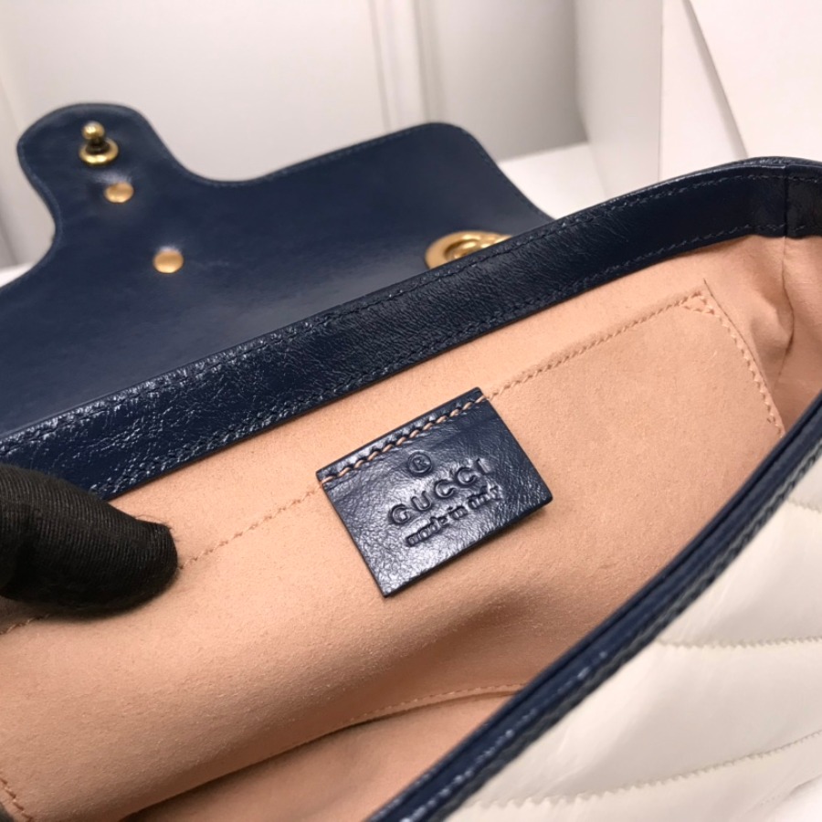 446744 GUCCI GG Marmont matelassé mini bag