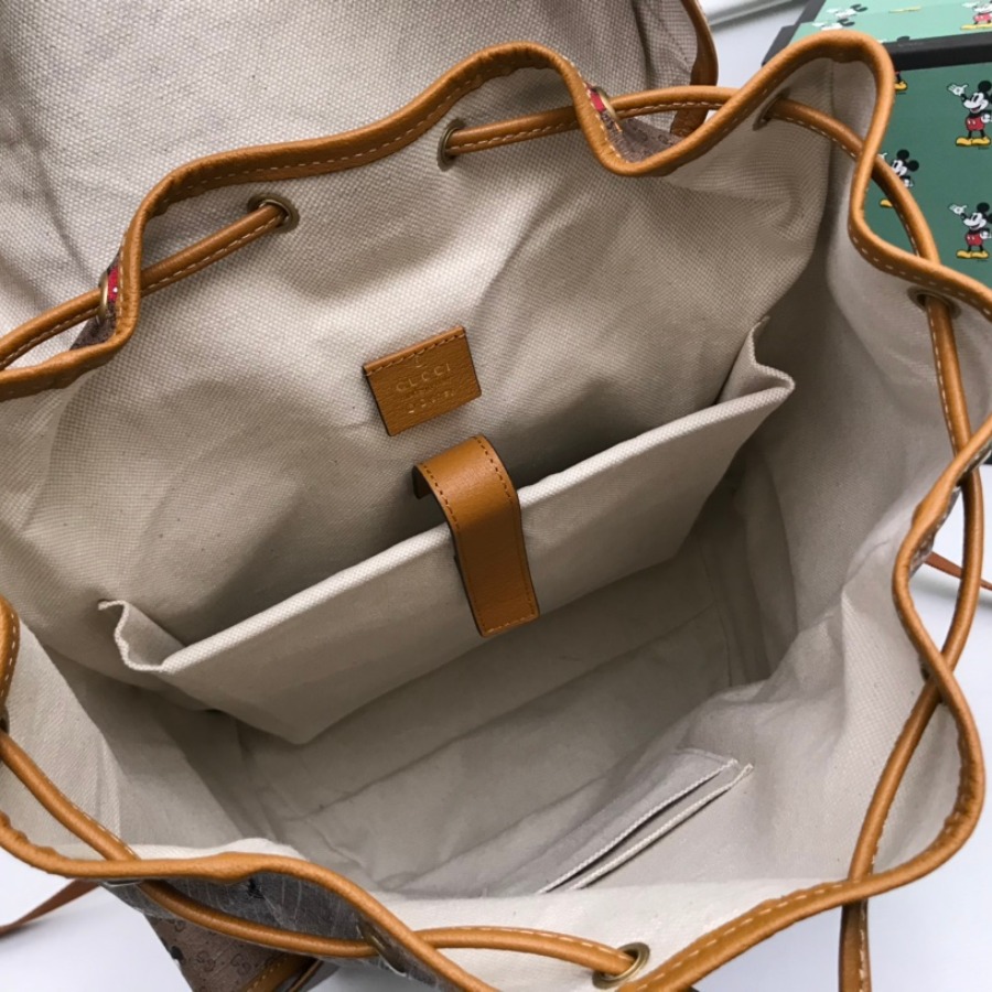 603898 Disney x Gucci medium backpack