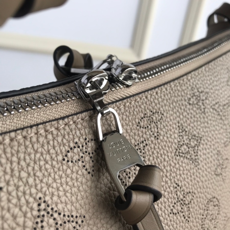 M56084 BEAUBOURG HOBO MM, Louis Vuitton LV WOMEN - Handbags - Top Handles