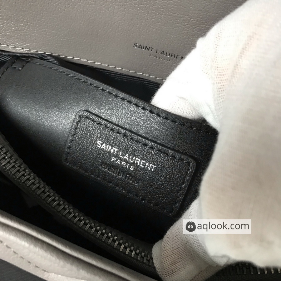 487212 CLASSIC LARGE COLLÈGE BAG  MATELASSÉ LEATHER, YSL Saint Laurent