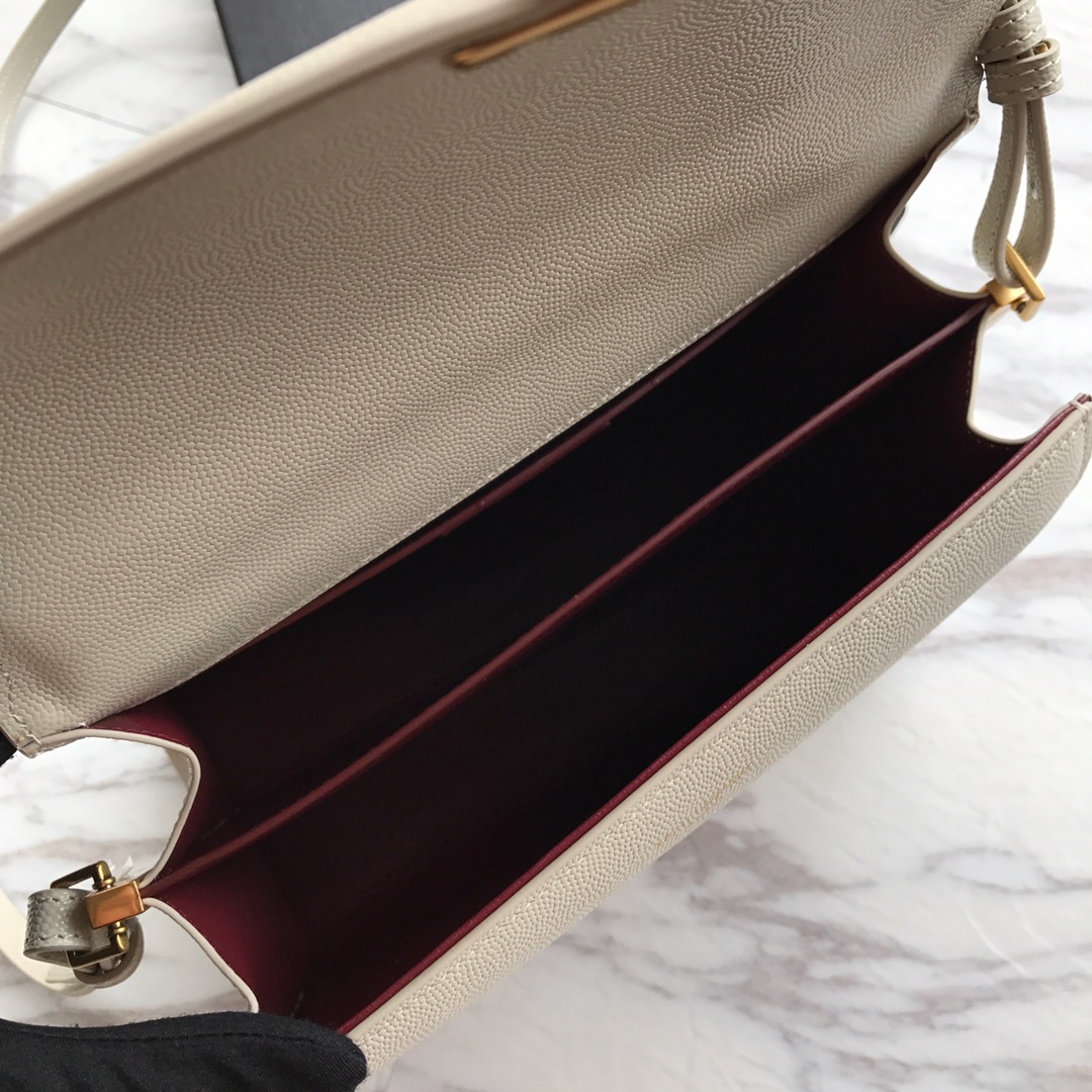 578000 CASSANDRA MEDIUM TOP HANDLE BAG IN GRAIN DE POUDRE EMBOSSED LEATHER, Yves Saint Laurent YSL