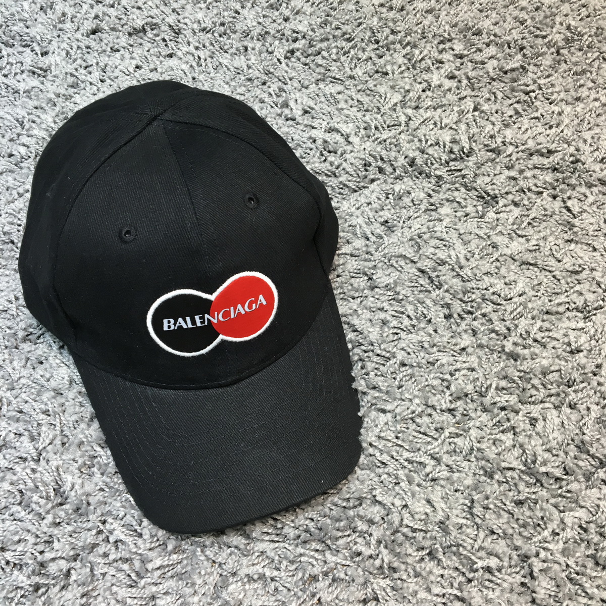 BALENCIAGA CAP