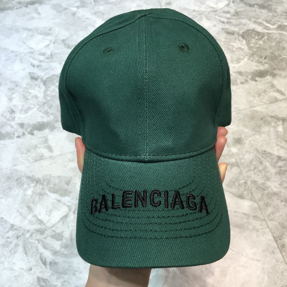BALENCIAGA CAP