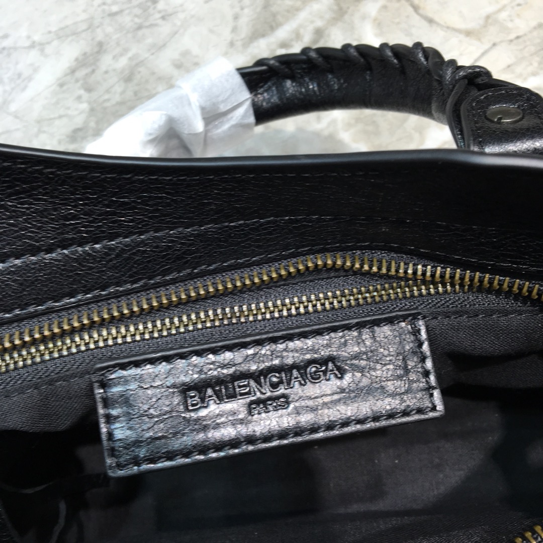 CLASSIC CITY SMALL SHOULDER BAG, BALENCIAGA HANDBAGS