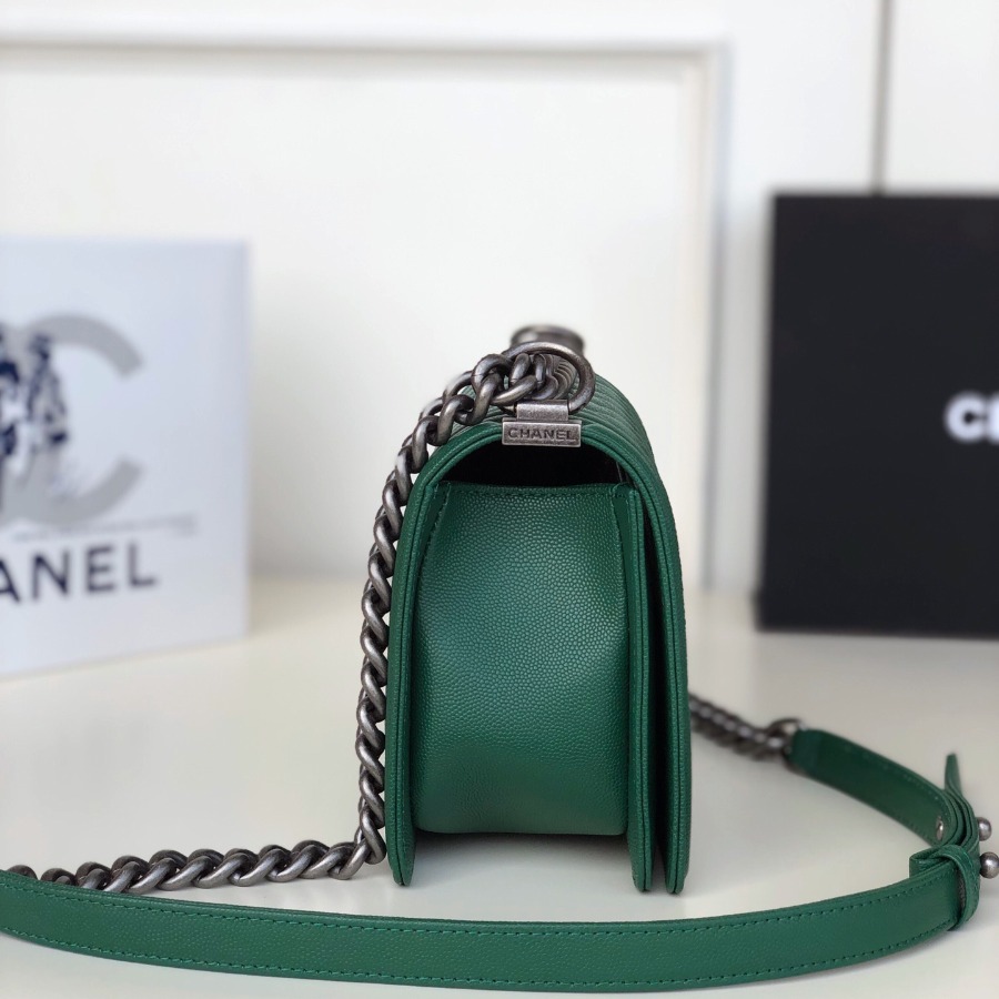 A67086, CHANEL BOY CHANEL HANDBAG, GRAINED CALFSKIN