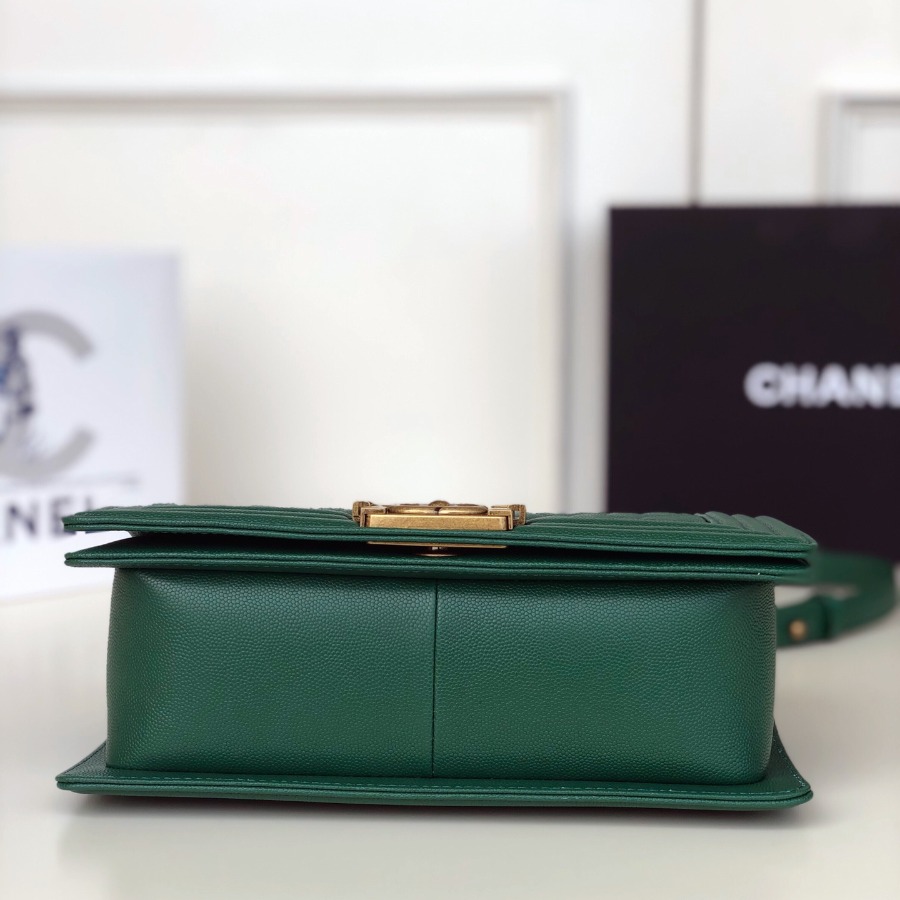 A67086, CHANEL BOY CHANEL HANDBAG, GRAINED CALFSKIN