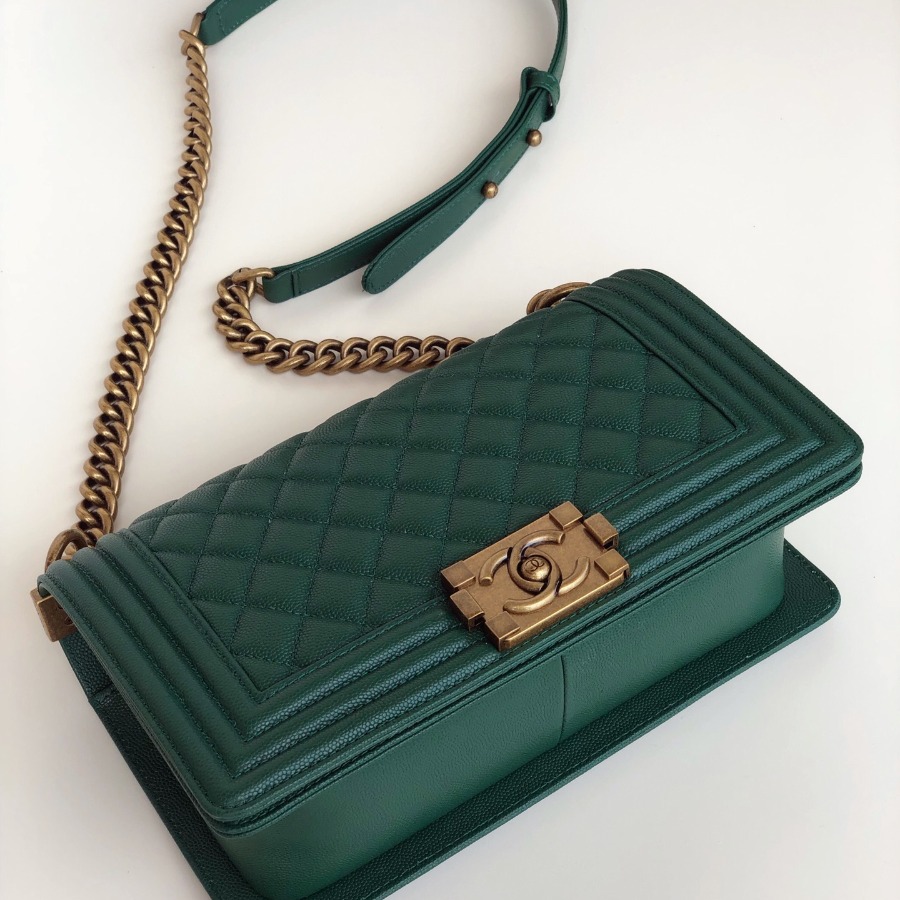 A67086, CHANEL BOY CHANEL HANDBAG, GRAINED CALFSKIN