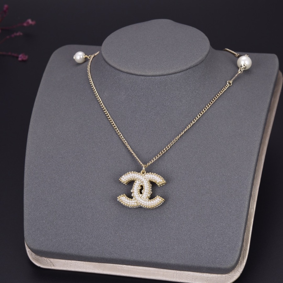 Chanel Necklaces