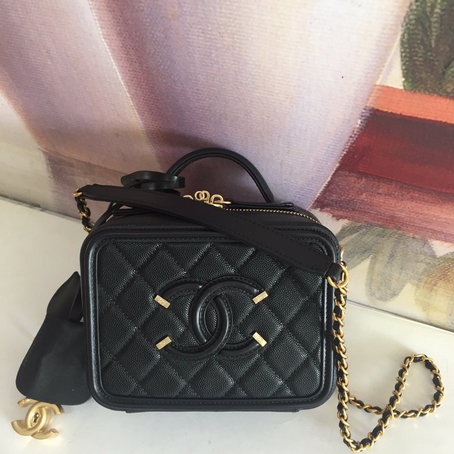 A93342 small vanity case, Chanel Handbag
