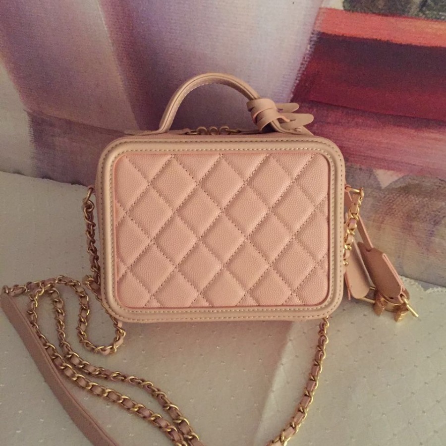 A93342 small vanity case, Chanel Handbag