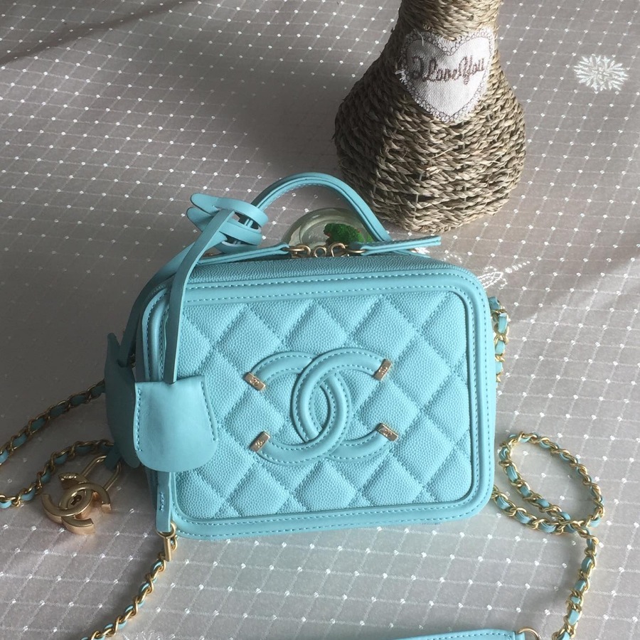 A93342 small vanity case, Chanel Handbag