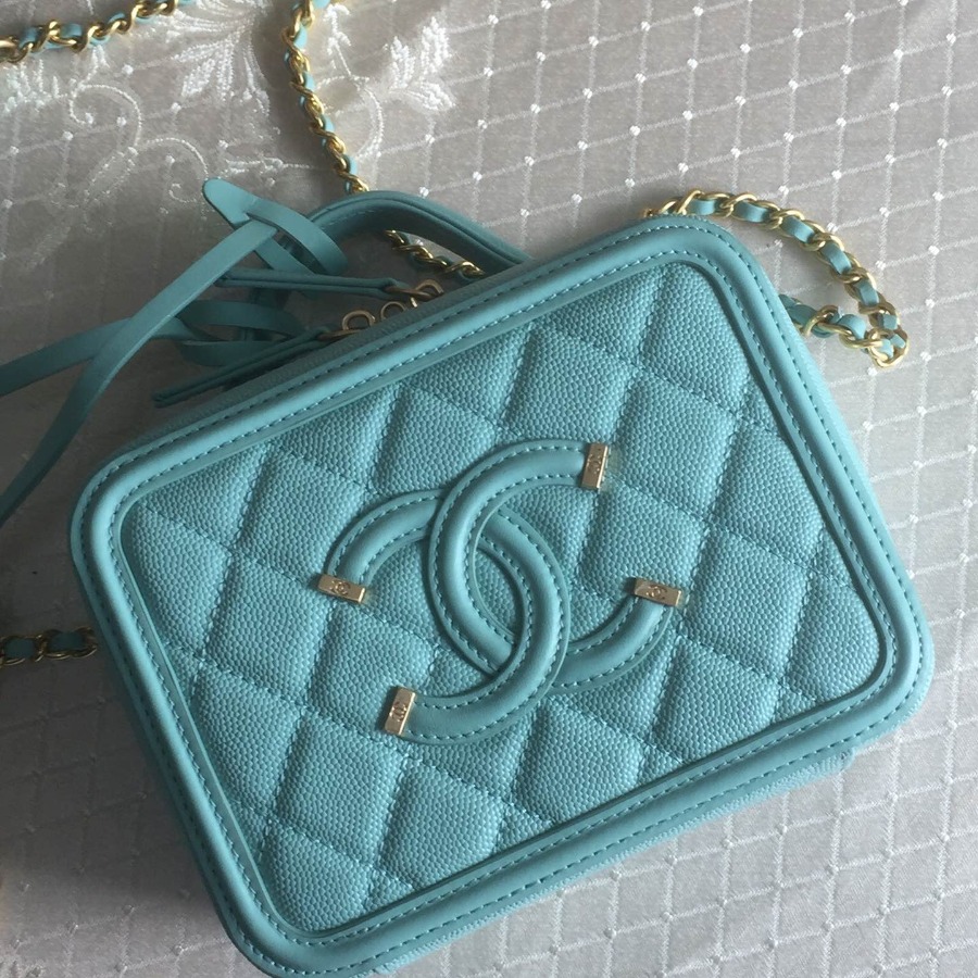 A93342 small vanity case, Chanel Handbag
