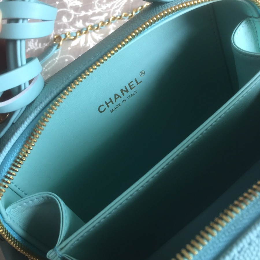 A93342 small vanity case, Chanel Handbag