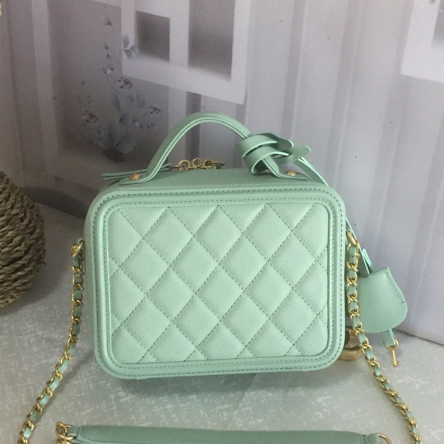 A93342 small vanity case, Chanel Handbag