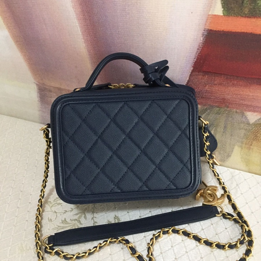A93342 small vanity case, Chanel Handbag