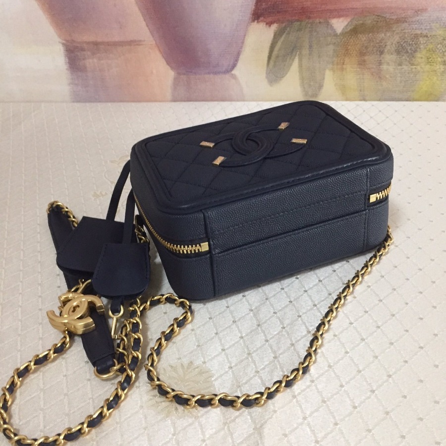 A93342 small vanity case, Chanel Handbag