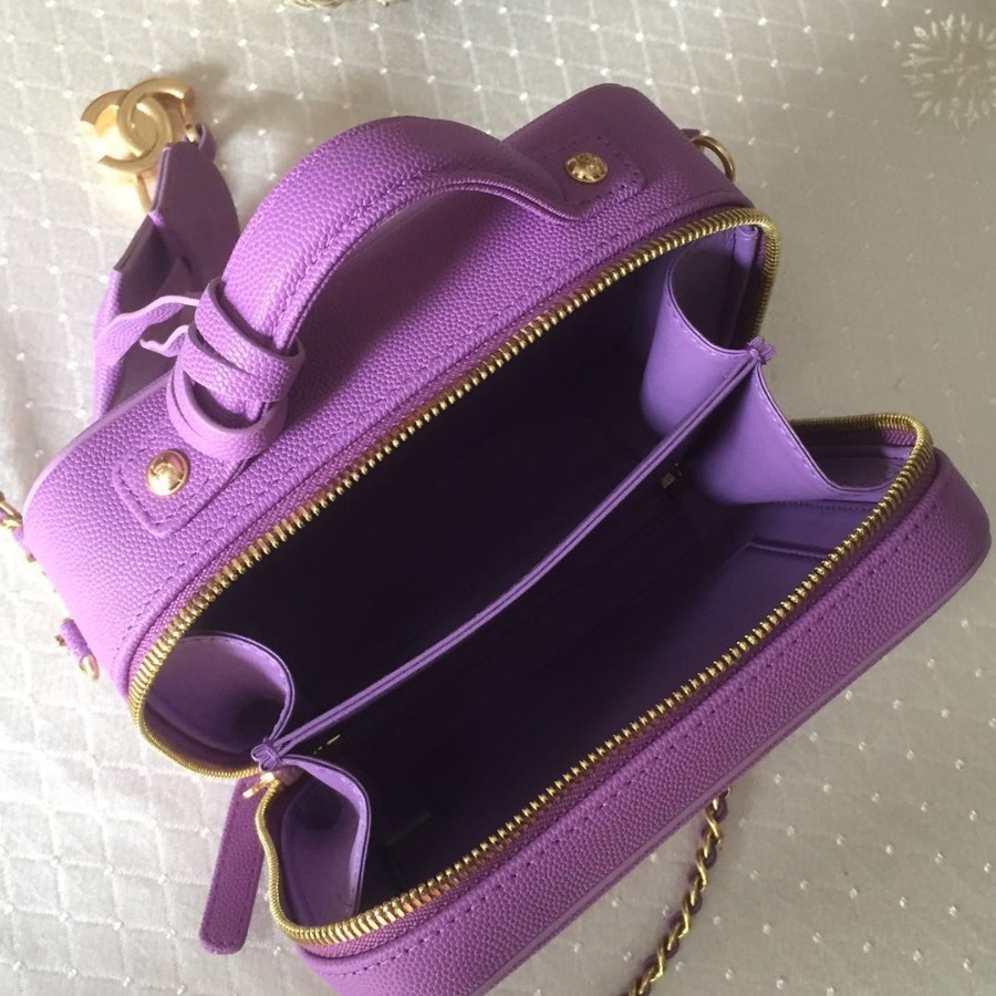 A93342 small vanity case, Chanel Handbag